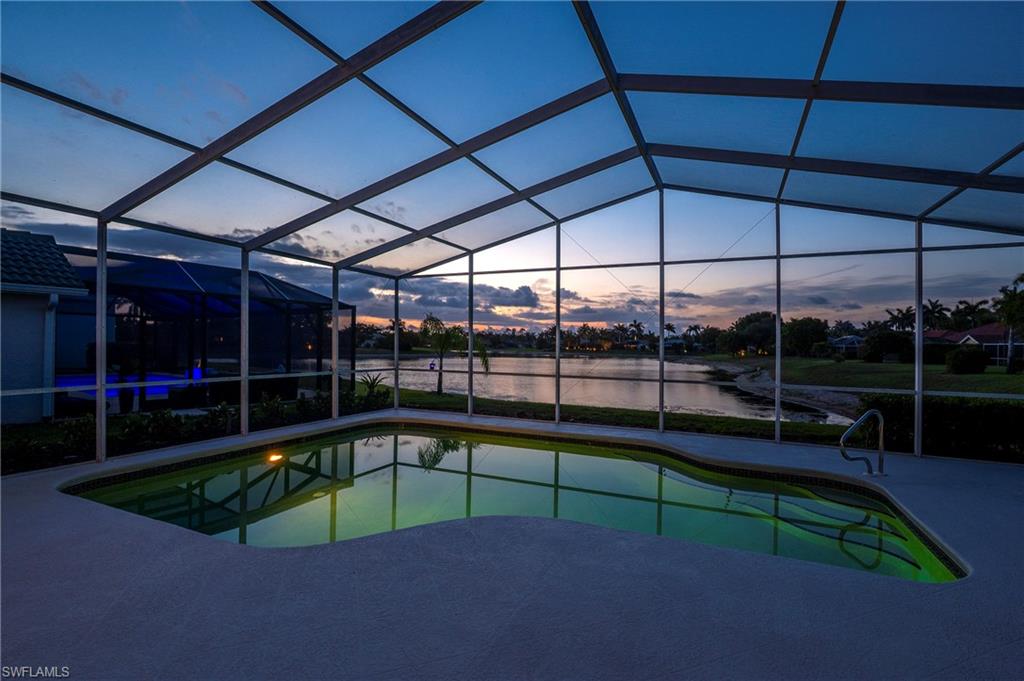 1526 Vintage LN