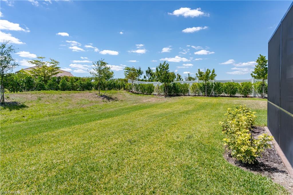 2140 Dragonfruit WAY