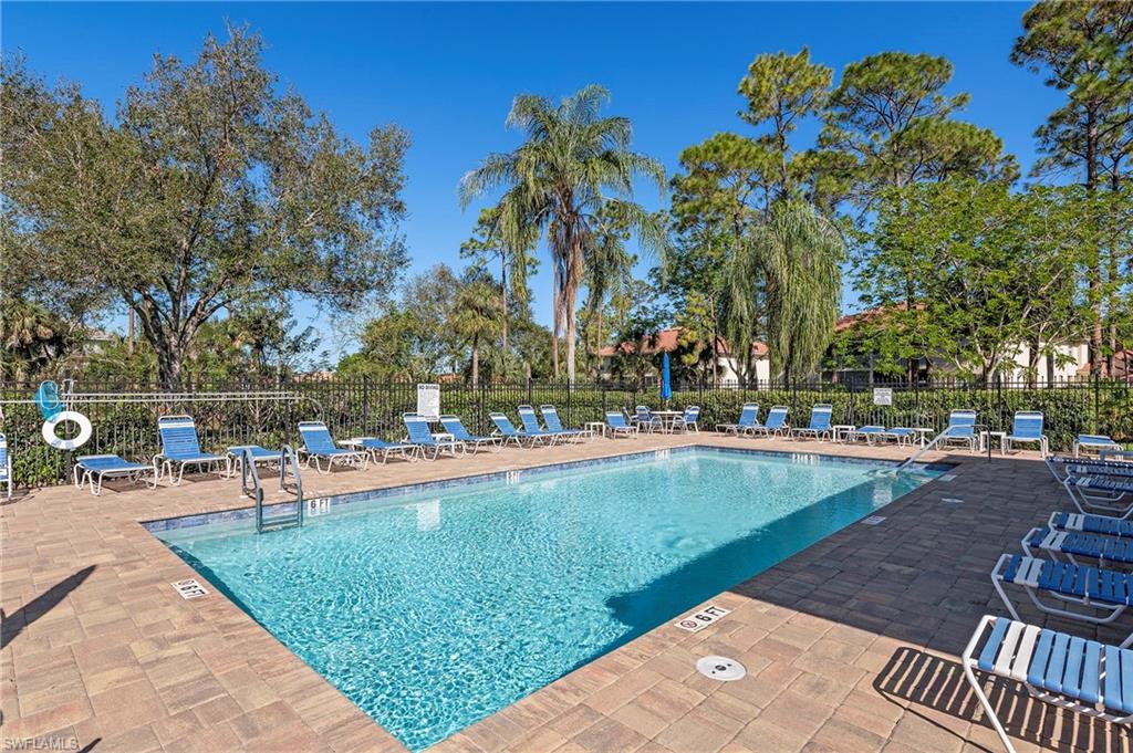 209 Robin Hood CIR 201