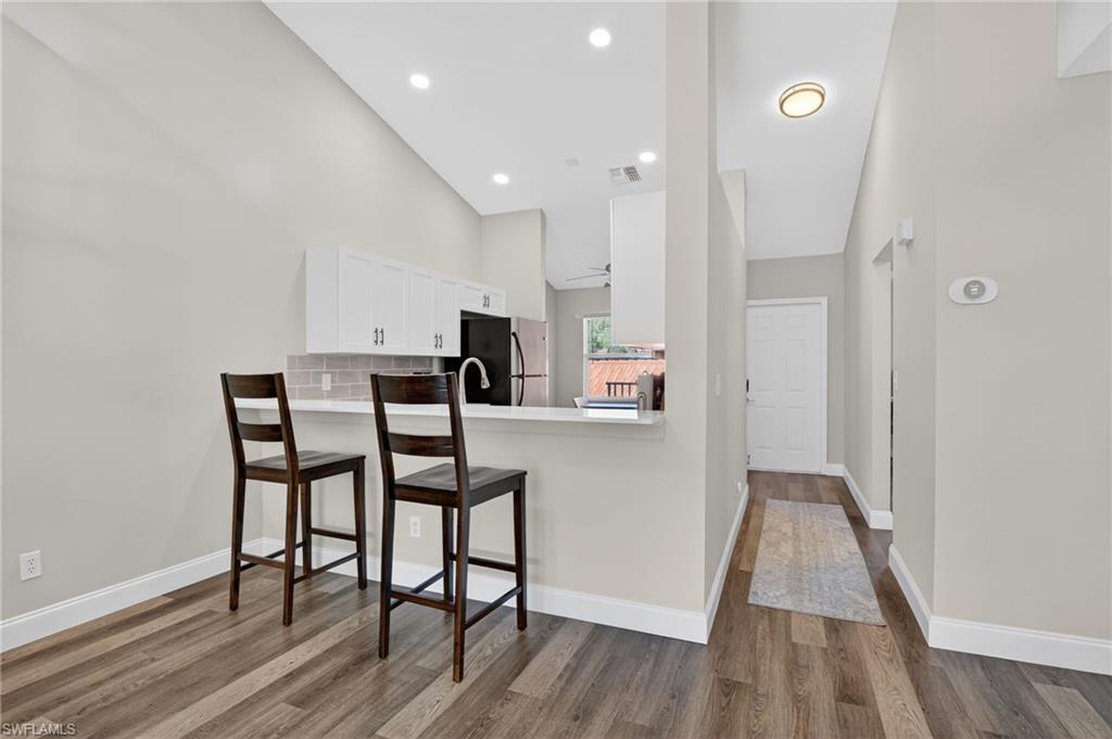 209 Robin Hood CIR 201
