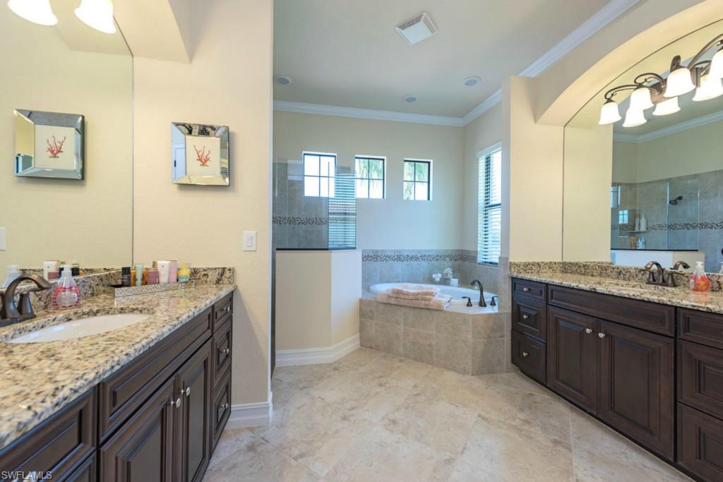 9560 Firenze CIR