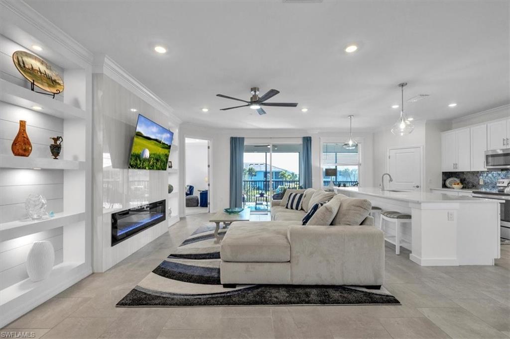 5704 Melbourne CT 6722