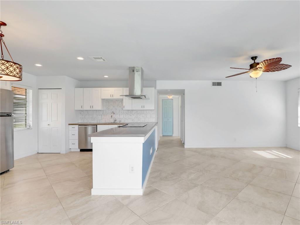 1400 Pompei LN # 52