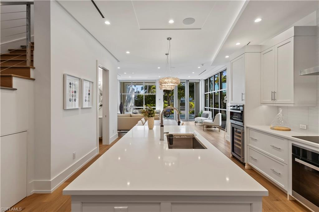 355 Banyan BLVD 2