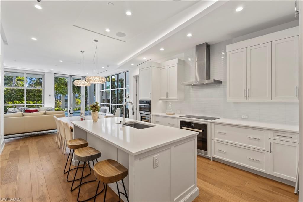 355 Banyan BLVD 2