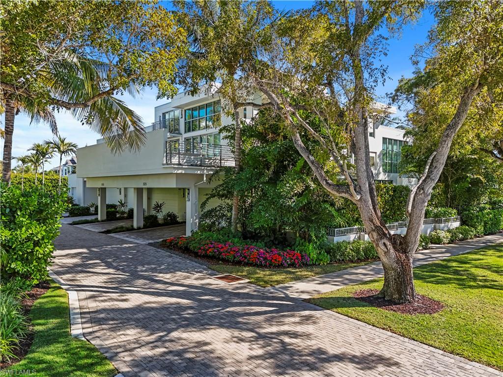 355 Banyan BLVD 2
