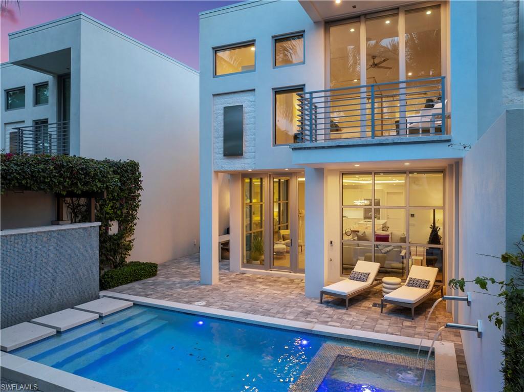 355 Banyan BLVD 2