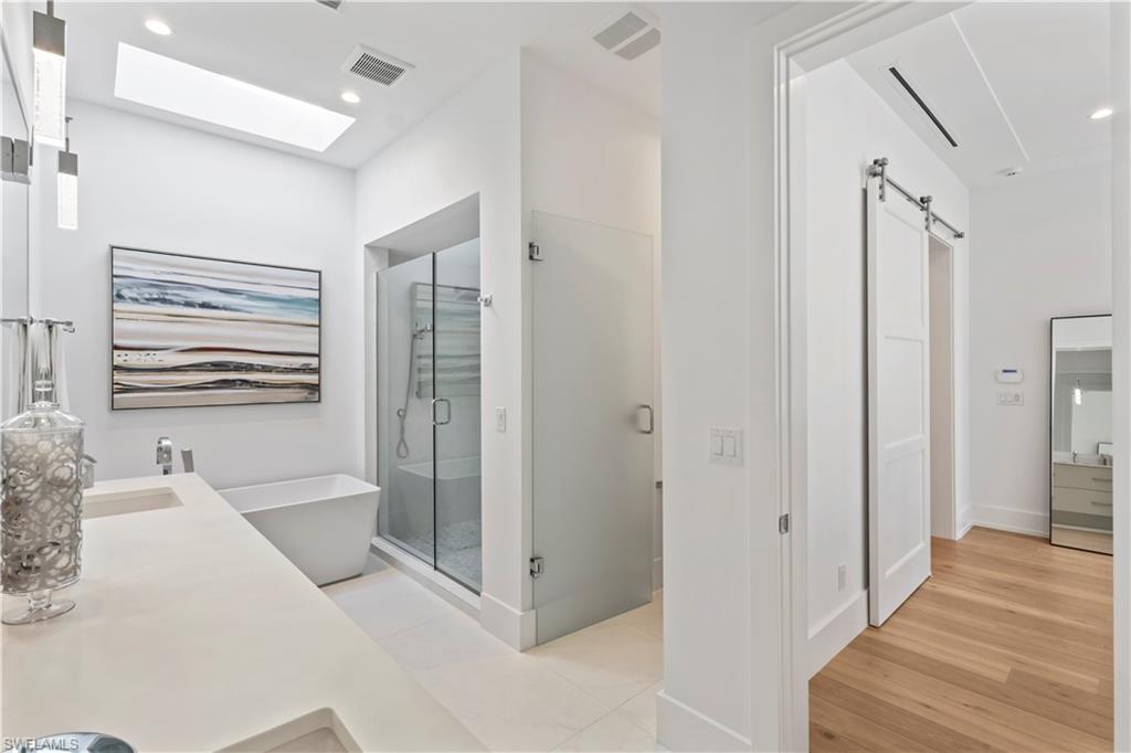355 Banyan BLVD 2