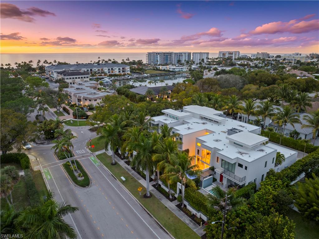 355 Banyan BLVD 2