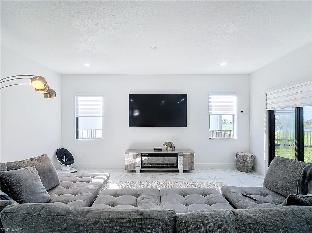 5105 Gambero WAY