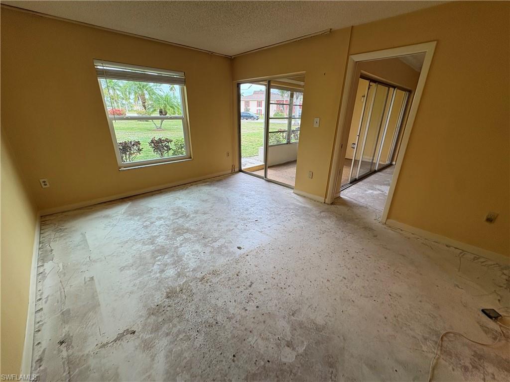 325 Charlemagne # 101A