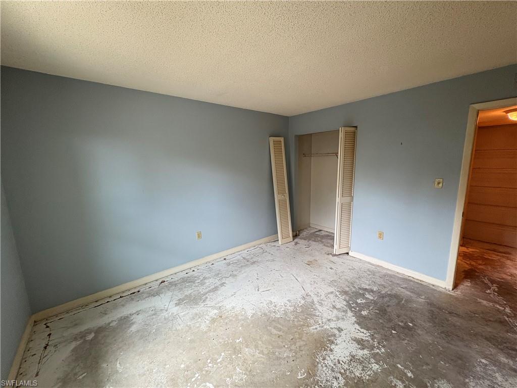 325 Charlemagne # 101A