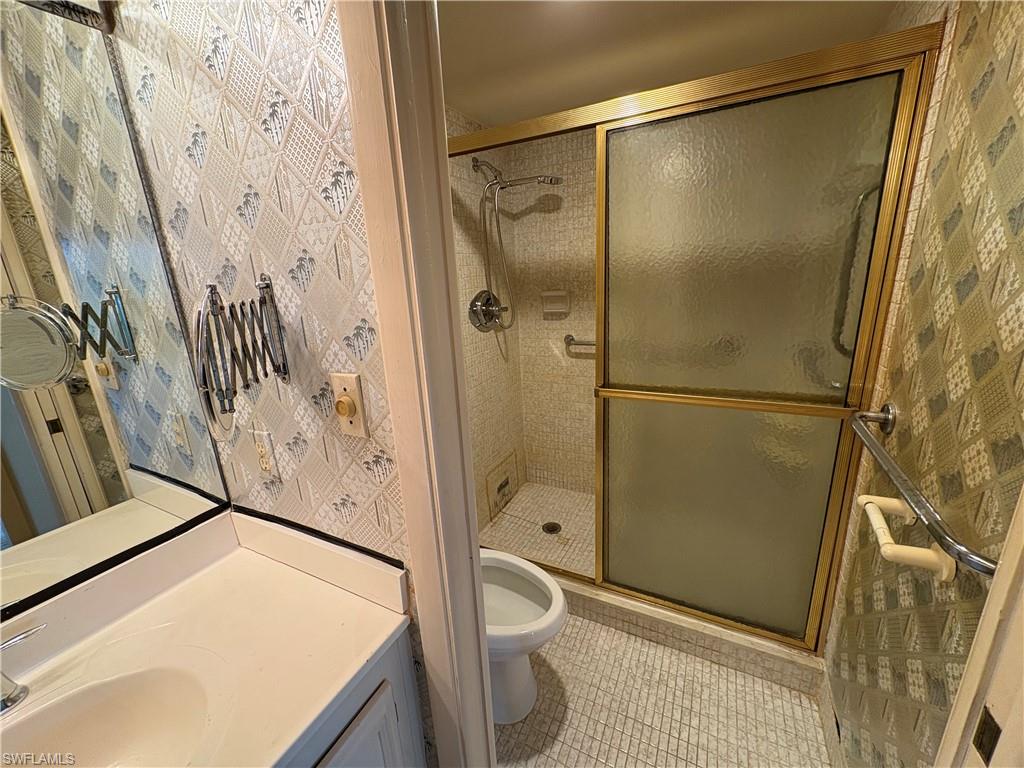 325 Charlemagne # 101A