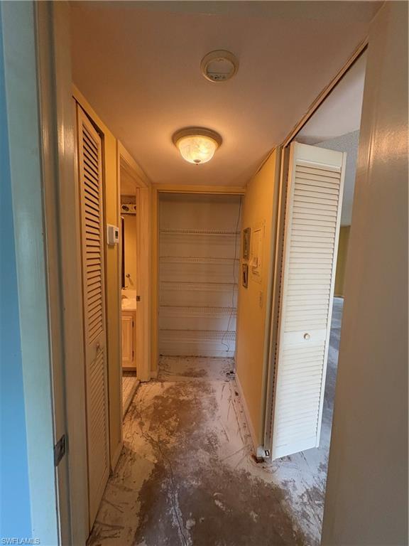325 Charlemagne # 101A