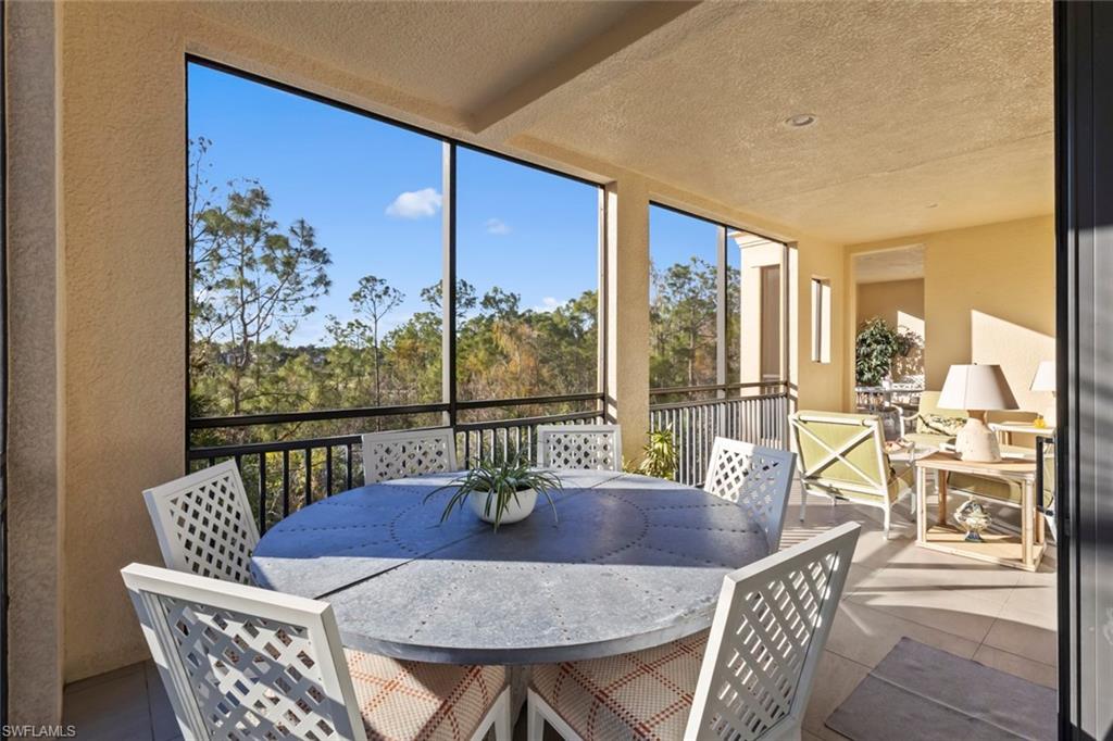 2727 Tiburon BLVD E 201