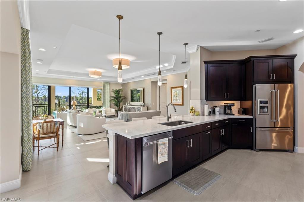2727 Tiburon BLVD E 201