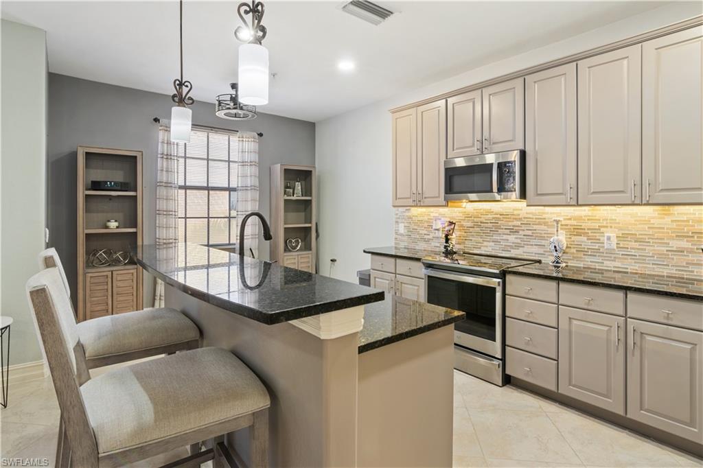9091 Covina DR S 6901