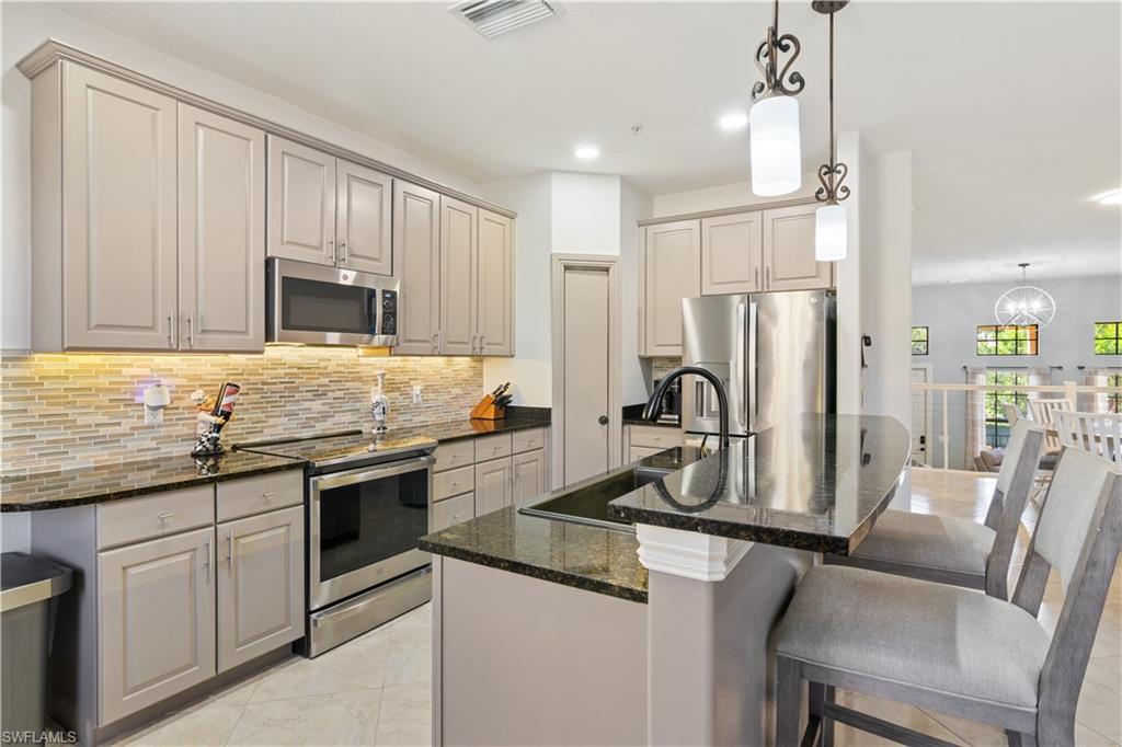 9091 Covina DR S 6901
