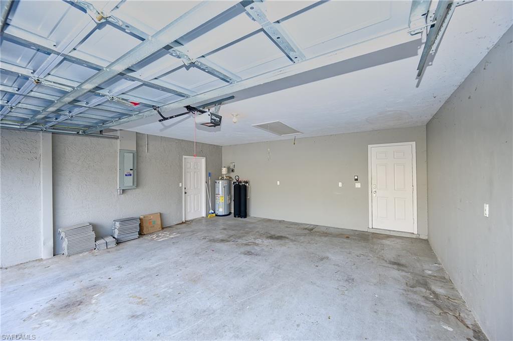 382 Henley DR
