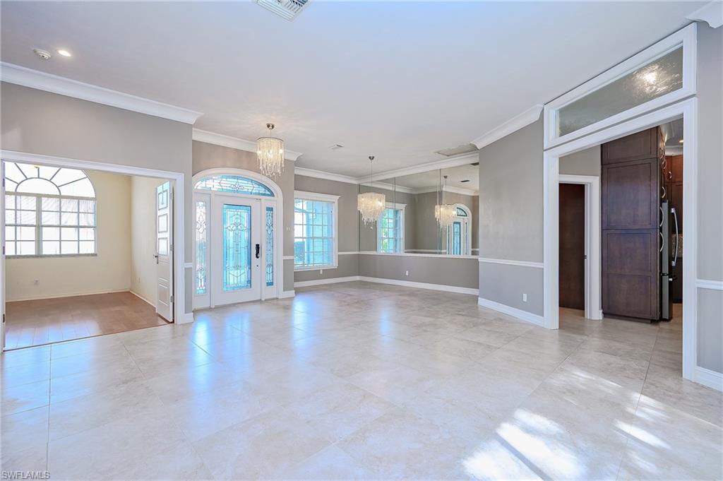 382 Henley DR