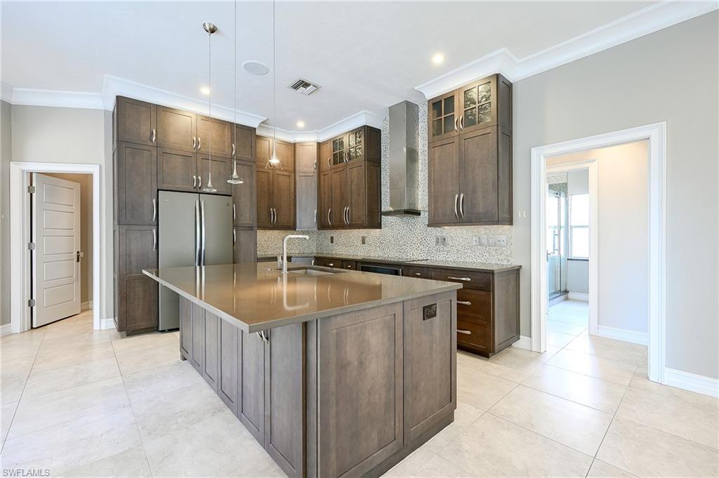 382 Henley DR