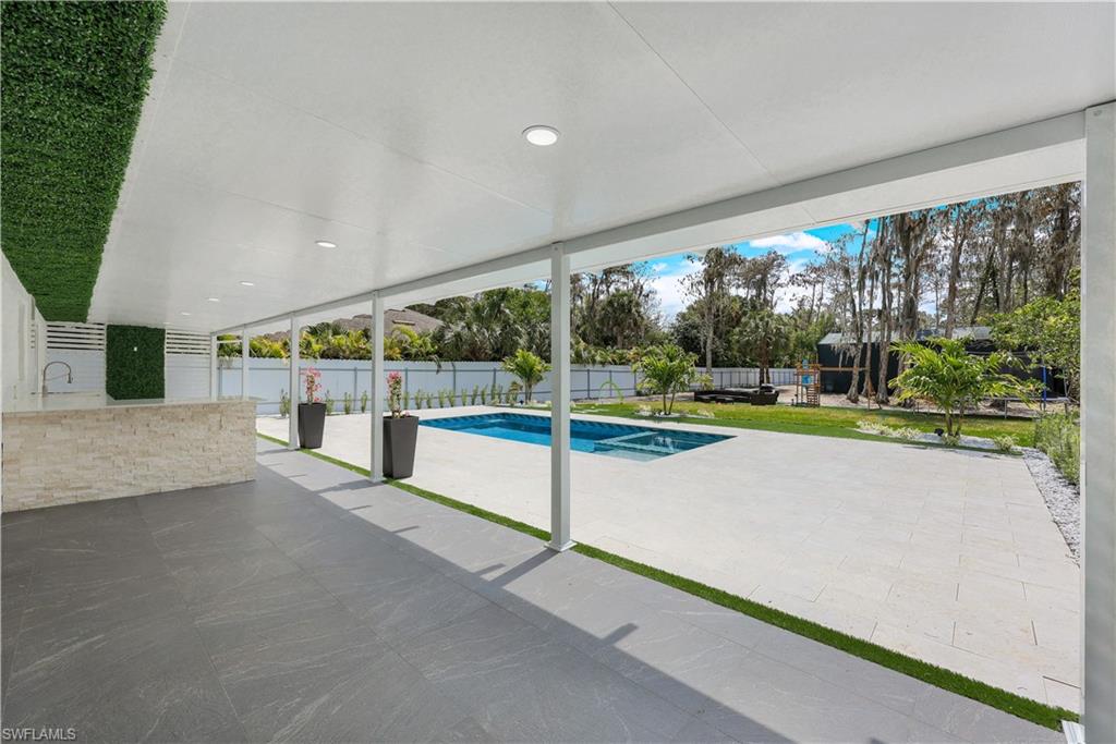 5820 Lancewood WAY
