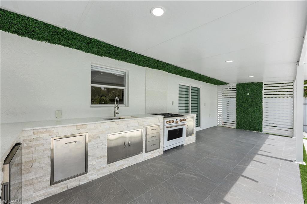 5820 Lancewood WAY