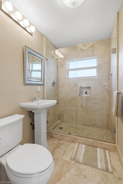 1360 Chesapeake AVE