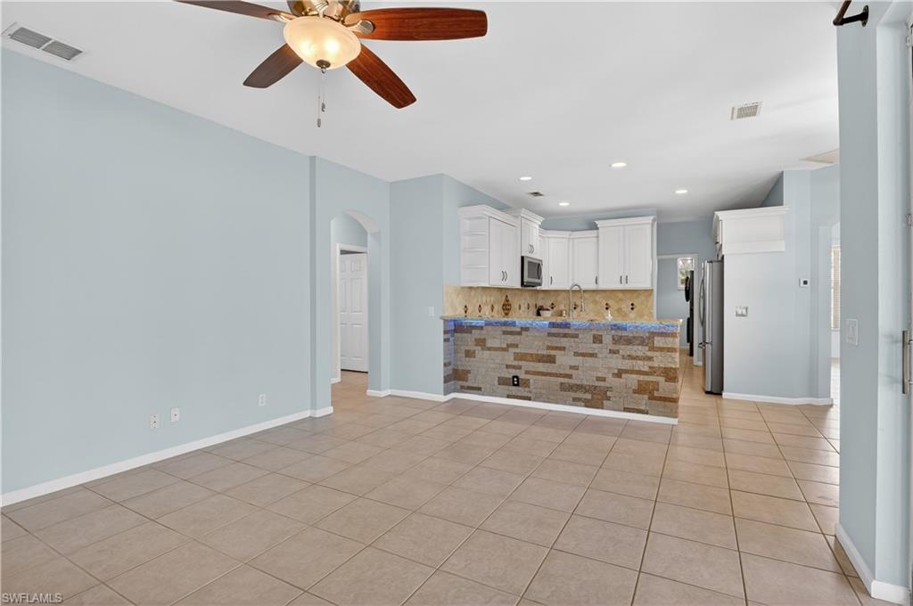 22835 Snaptail CT
