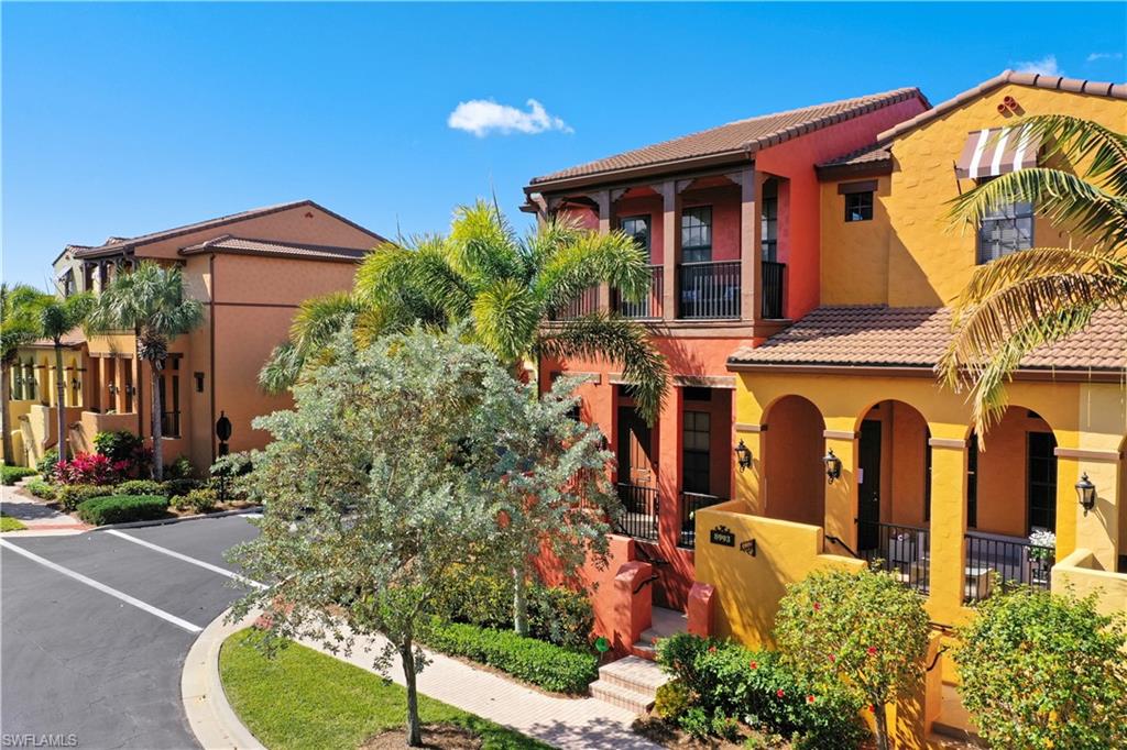 8993 Cambria CIR 1907