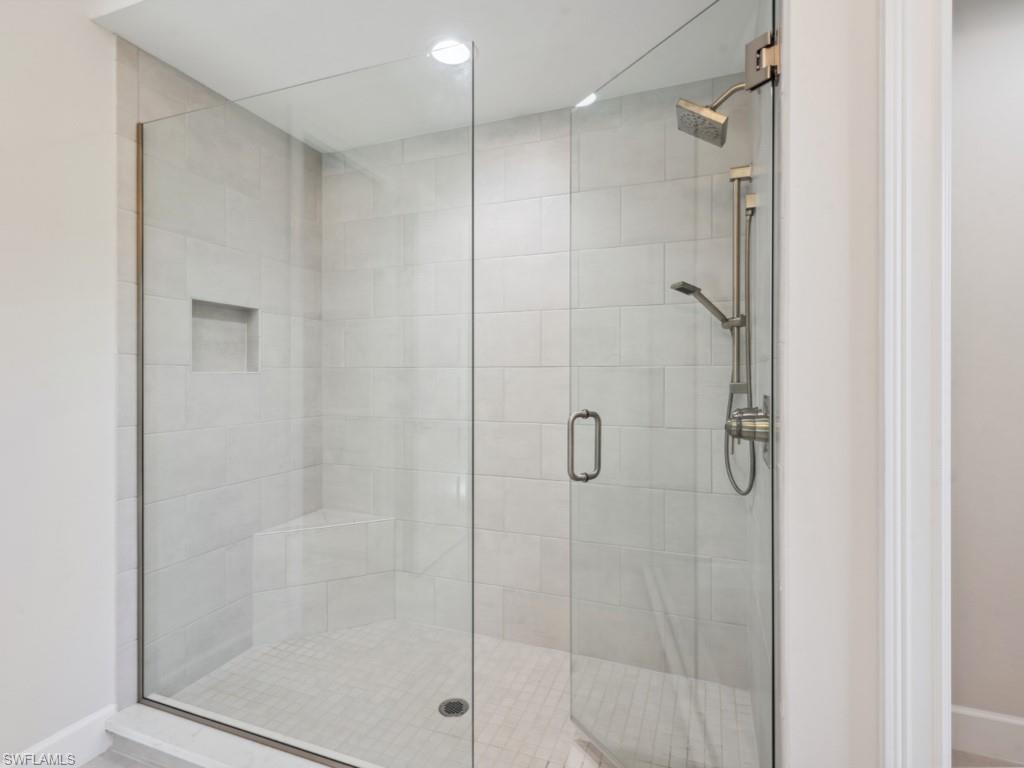 6509 Dominica DR 201