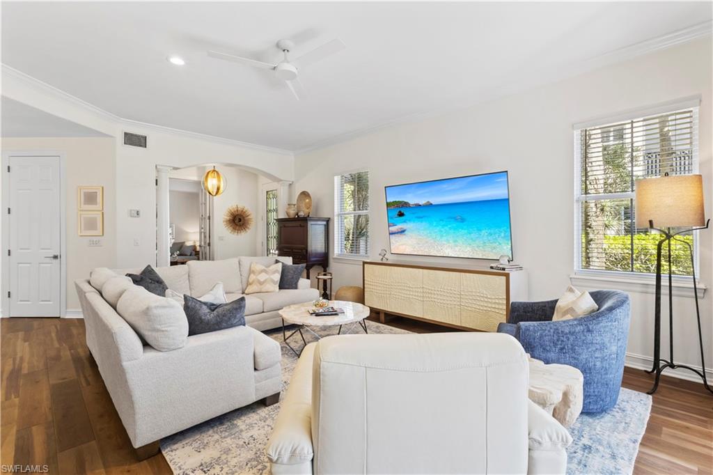 2834 Tiburon BLVD E 101