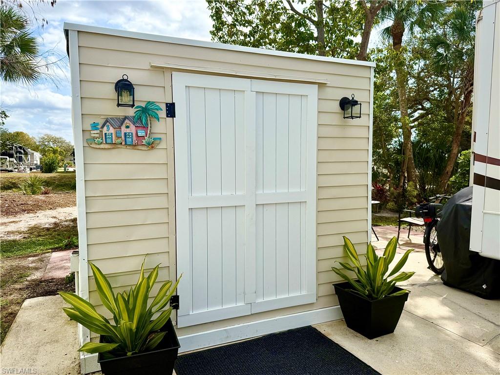 50 Imperial Wilderness BLVD