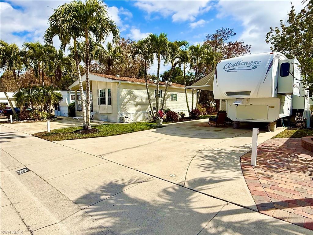 50 Imperial Wilderness BLVD