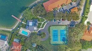 488 Henley DR