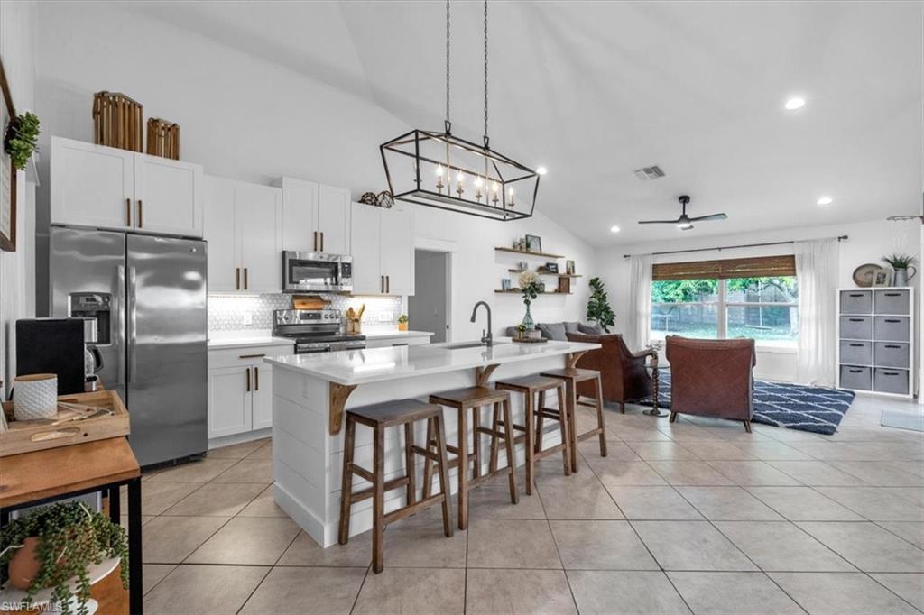488 Henley DR