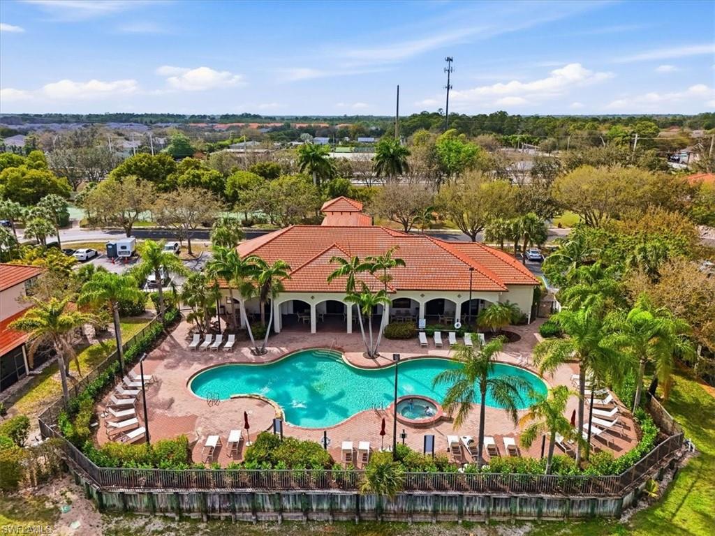 7576 Bristol CIR