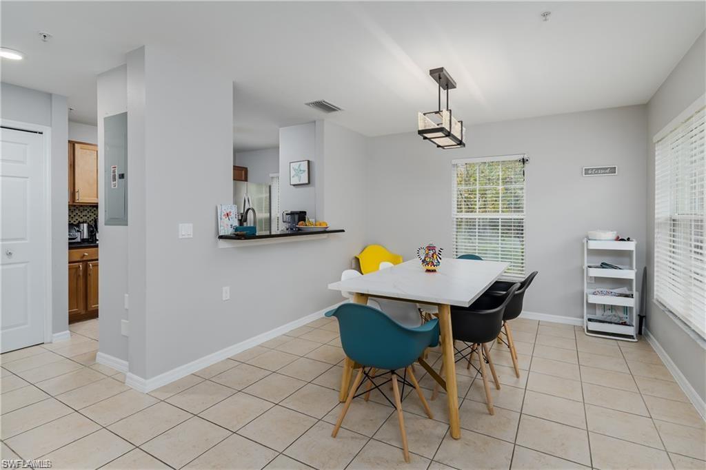 9068 Gervais CIR 210