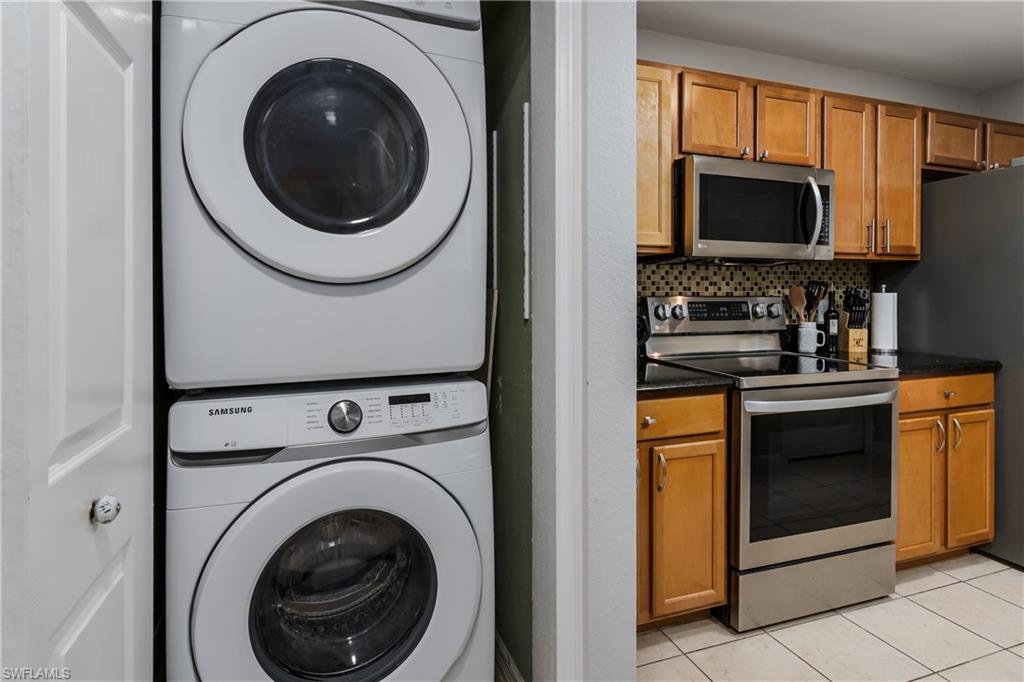 9068 Gervais CIR 210