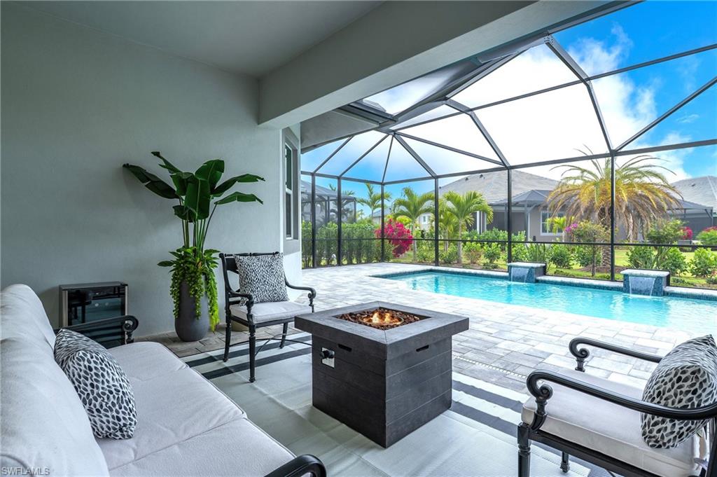 8914 Gustavia CT
