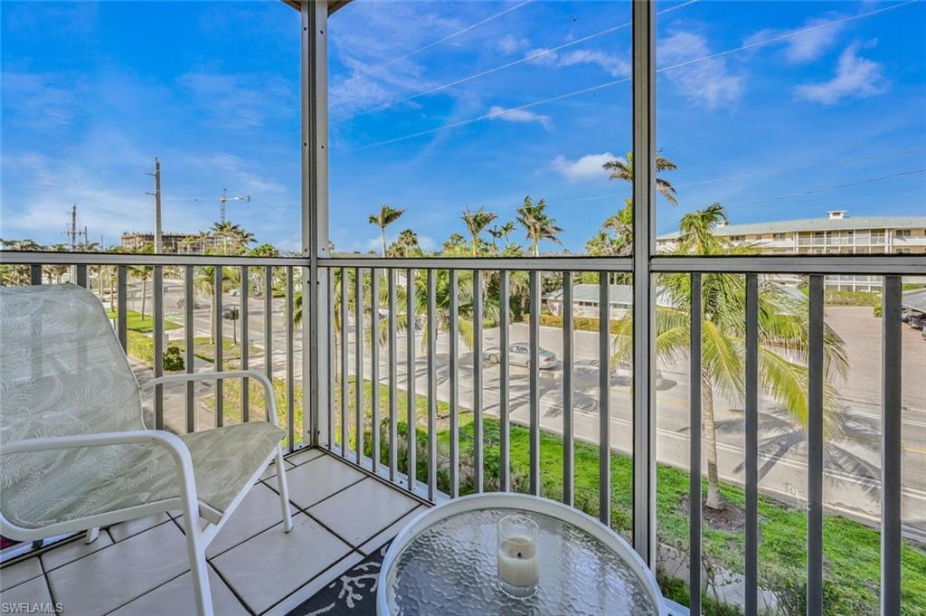 1100 Gulf Shore BLVD N 304
