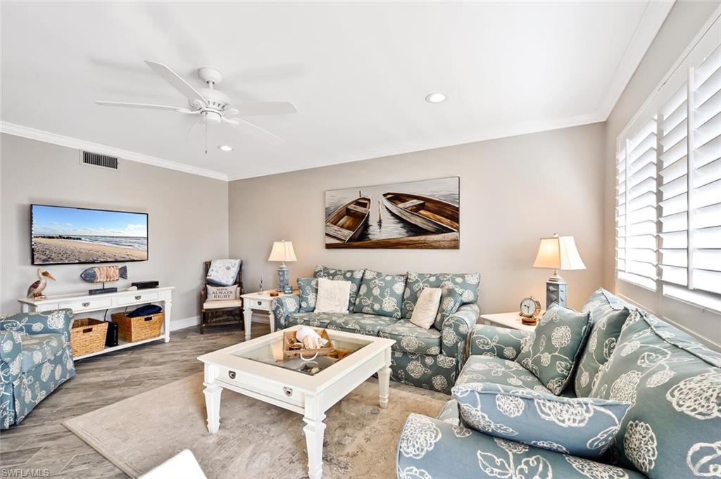 1100 Gulf Shore BLVD N 304