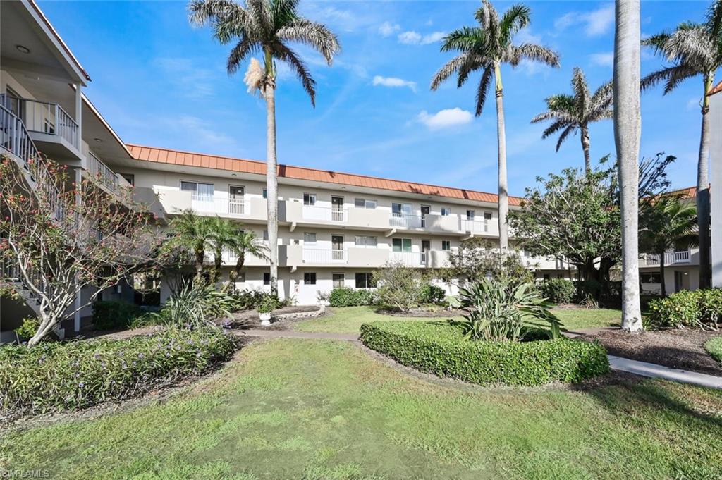 1100 Gulf Shore BLVD N 304
