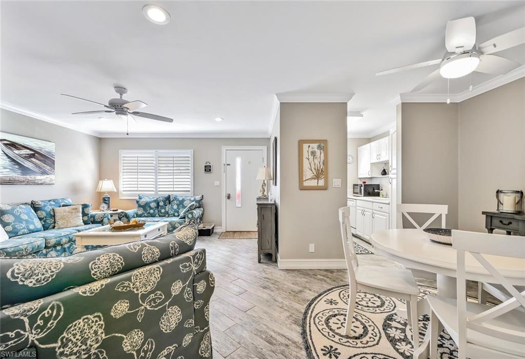 1100 Gulf Shore BLVD N 304
