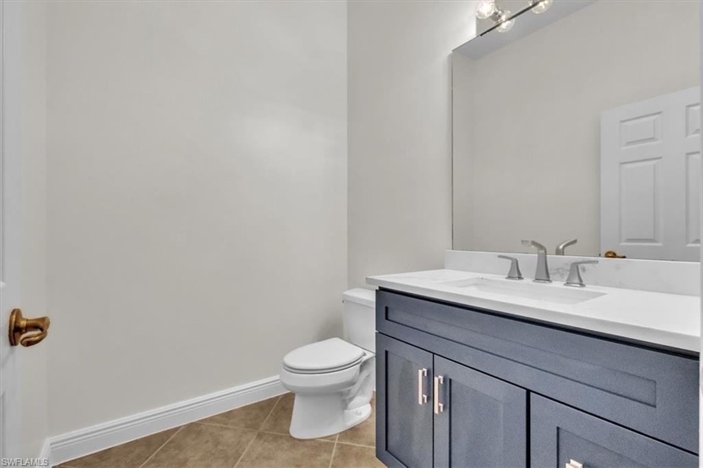 837 Vistana CIR 20