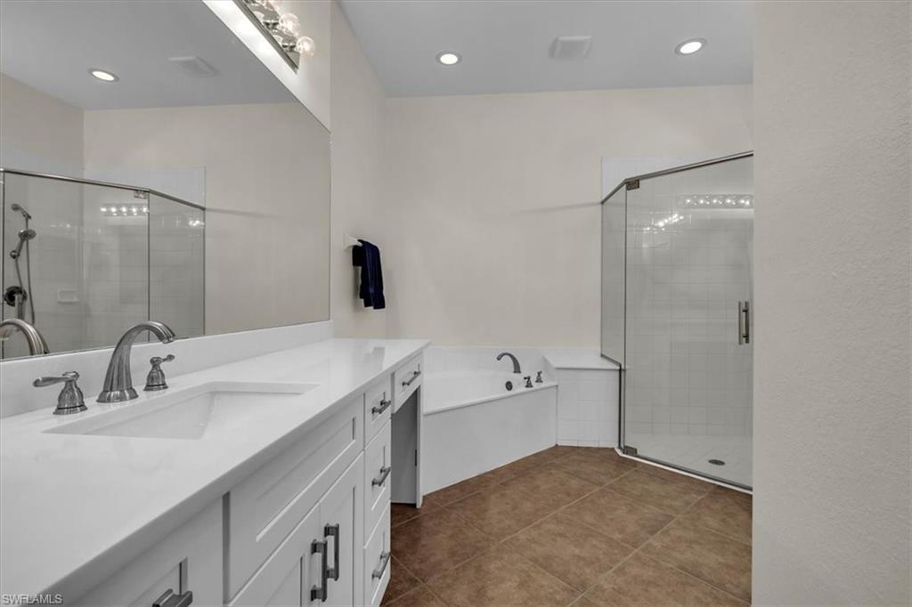 837 Vistana CIR 20