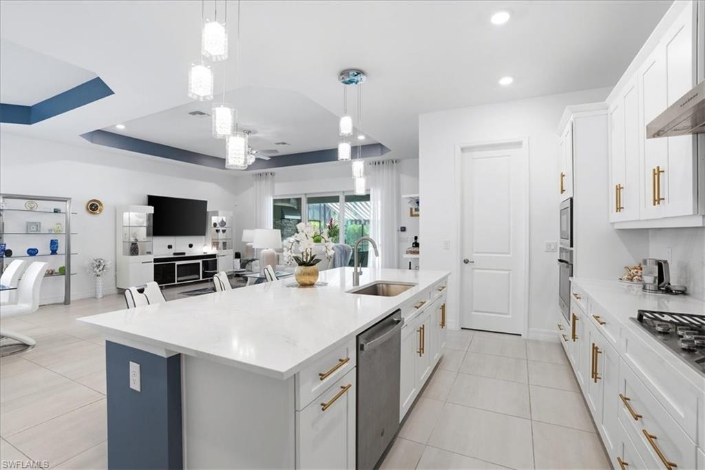 13665 Blue Bay CIR