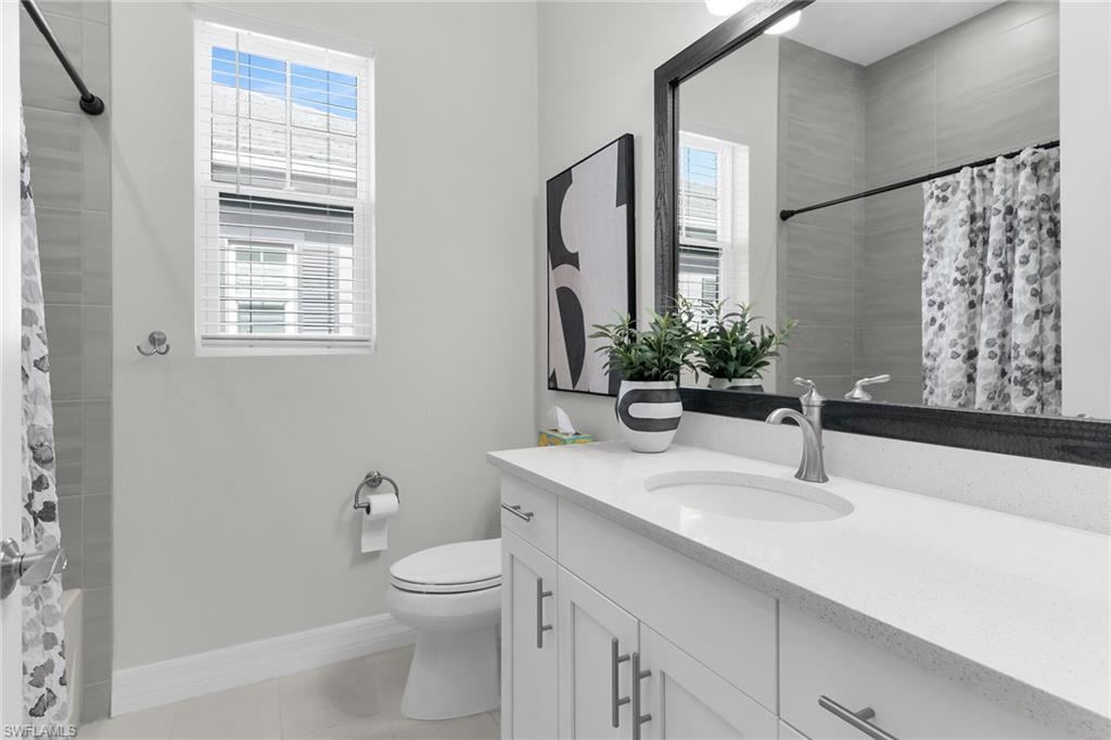 268 Indies DR E 202