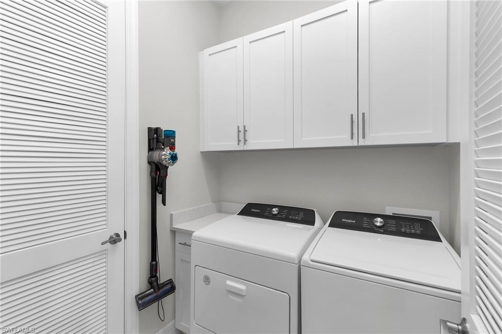 268 Indies DR E 202