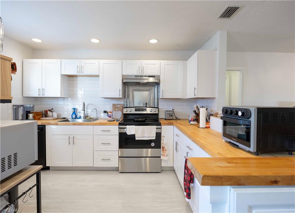 1513 Edgewater CIR